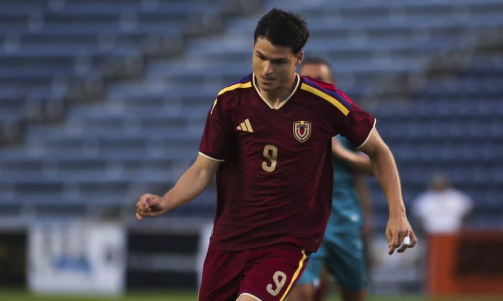 Venezuela cerró junio con sólida victoria 2-0 sobre Irak 1 Jesús Ramírez anotó en la victoria de Venezuela sobre Irak.