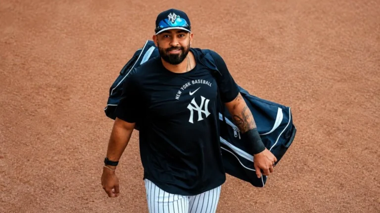Home 30 Alí Sánchez de regreso a MLB