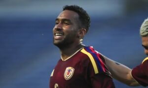 Home 25 Cásseres anotó su primer gol en su carrera con Venezuela.
