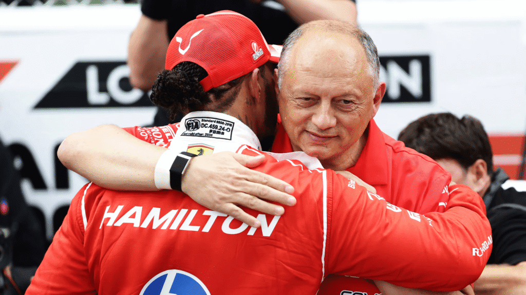 Hamilton: "Mi primera victoria con Ferrari no podría estar más cerca" 5 image 24