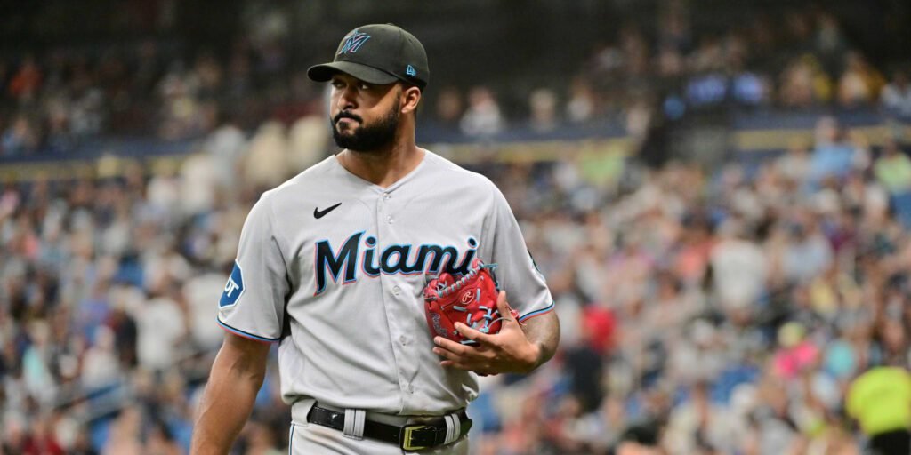 Sandy Alcántara instaura nuevo récord de ponches en la historia de los Marlins 1 Sandy Alcántara rompe nuevo récord de los Marlins
