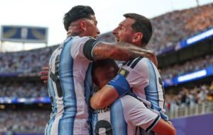Argentina venció 3-1 a Suiza y enfrentará a Inglaterra en semifinales del Mundial 2026.
