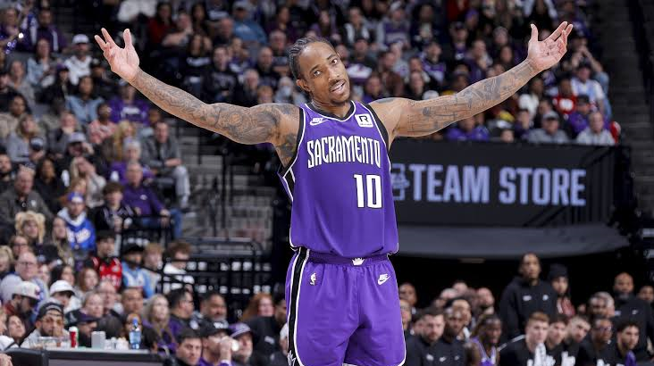 Home 28 Demar DeRozan