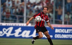 Home 21 Franco Baresi.