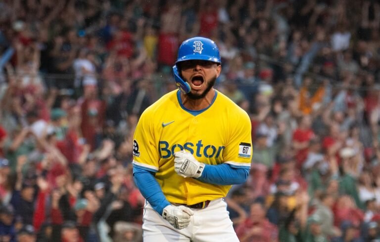 Home 33 Wilyer Abreu