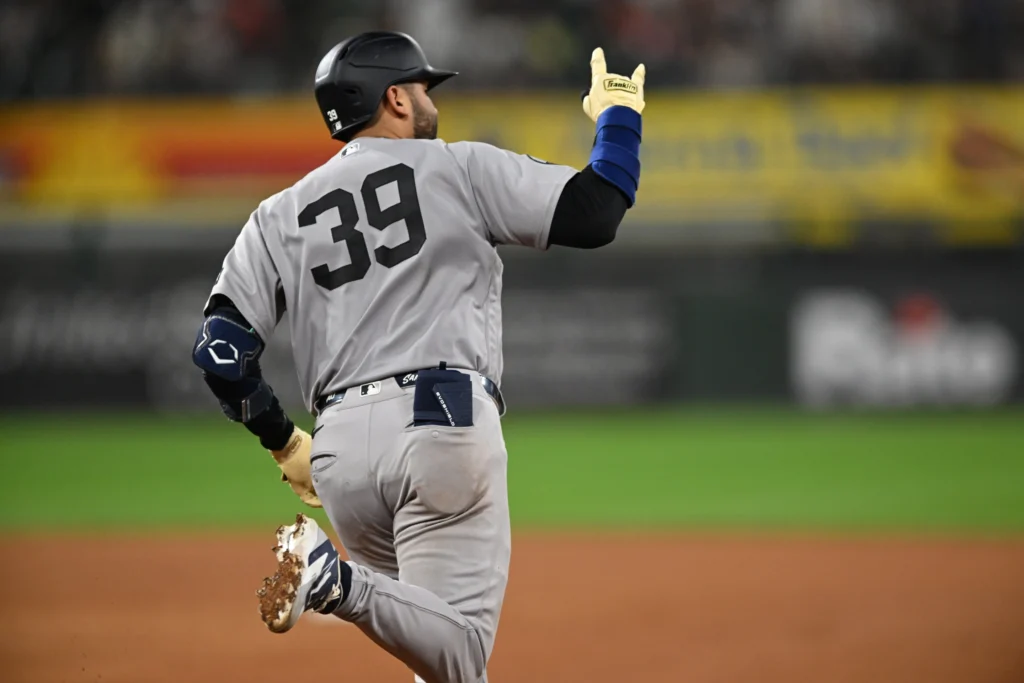 Alí Sánchez conecta su primer jonrón de carrera en la MLB con Yankees de Nueva York 7 Alí Sánchez conecta su primer jonrón