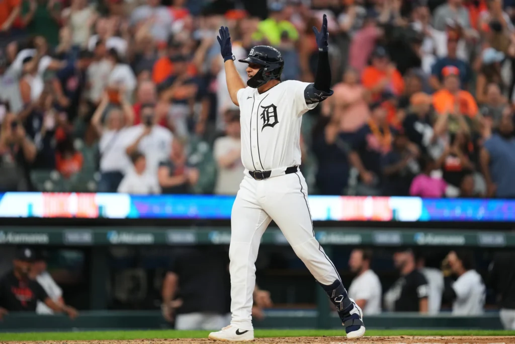 El venezolano Eduardo Valencia con desempeño extraordinario tras cuatro juegos 9 Eduardo Valencia de Tigres de Detroit