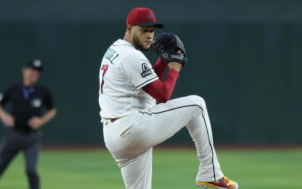 MLB: Eduardo Rodríguez silenció a los Cubs para llegar a 14 triunfos 2 Eduardo Rodríguez es el verdugo de los Dodgers de Los Ángeles