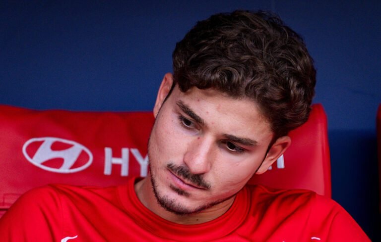 Home 31 Julián Álvarez vive un infierno en el Atlético de Madrid.