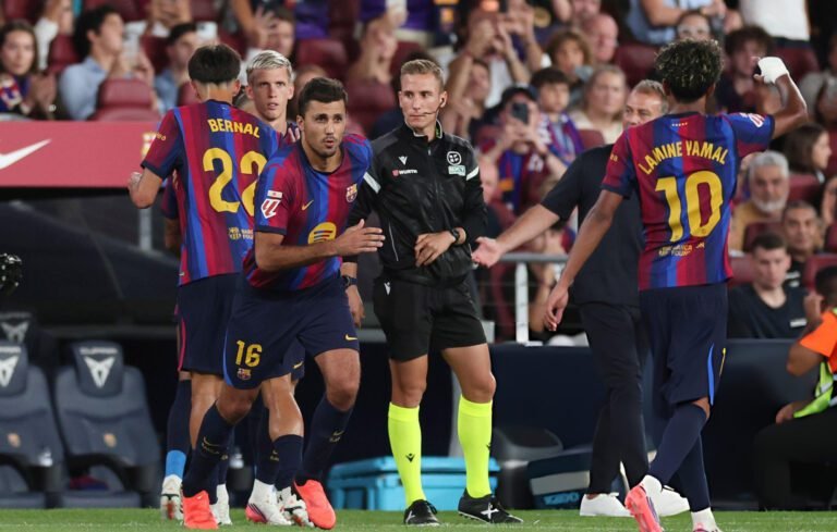 Home 29 Rodri debutó con el Barcelona en victoria 2-0 sobre el Athletic Club.