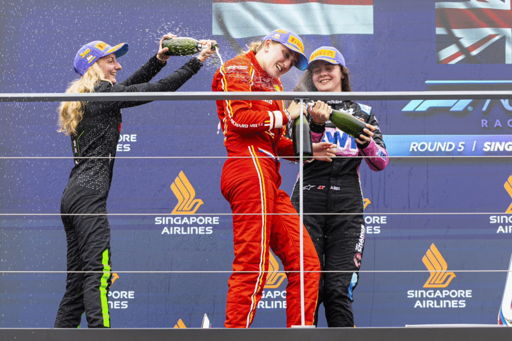 F1 Academy: ¿Por qué el sistema le falló a Maya Weug? 3 image 26