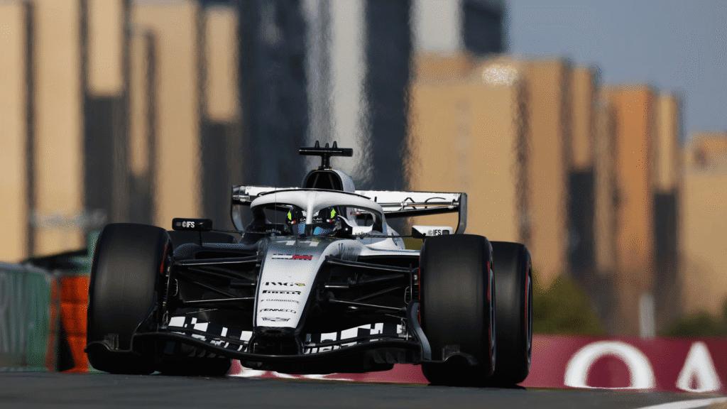 Checo Pérez sobre su futuro con Cadillac: "Quiero estar aquí a largo plazo" 2 image 47