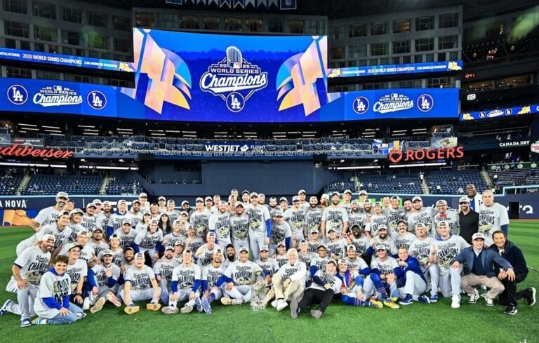 Home 29 Los Angeles Dodgers