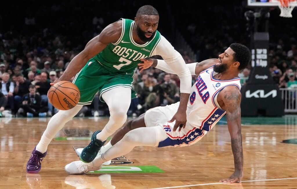 NBA: LeBron James y Jaylen Brown darán una nueva identidad a los 76ers 2 LeBron James