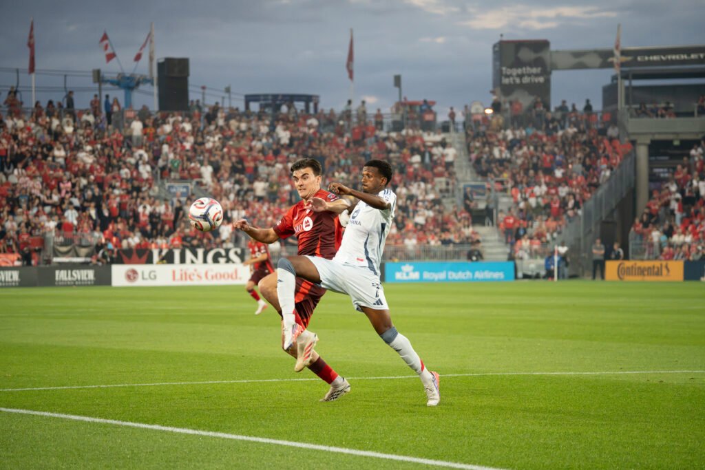 Ocho goles y un empate de infarto: TFC y Chicago Fire protagonizan un thriller en BMO Field (Fotos) 5 DSC06047