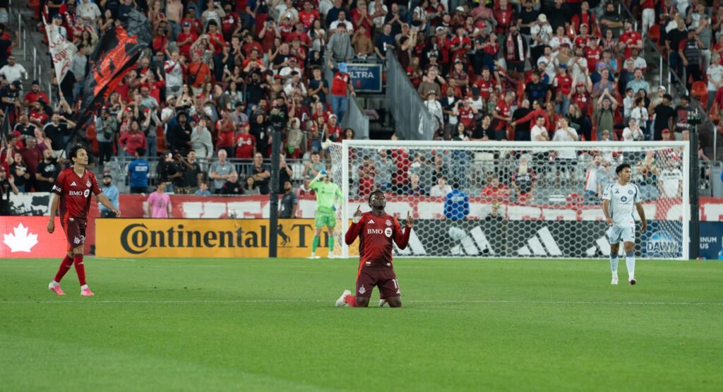 Ocho goles y un empate de infarto: TFC y Chicago Fire protagonizan un thriller en BMO Field (Fotos) 6 DSC06388 1