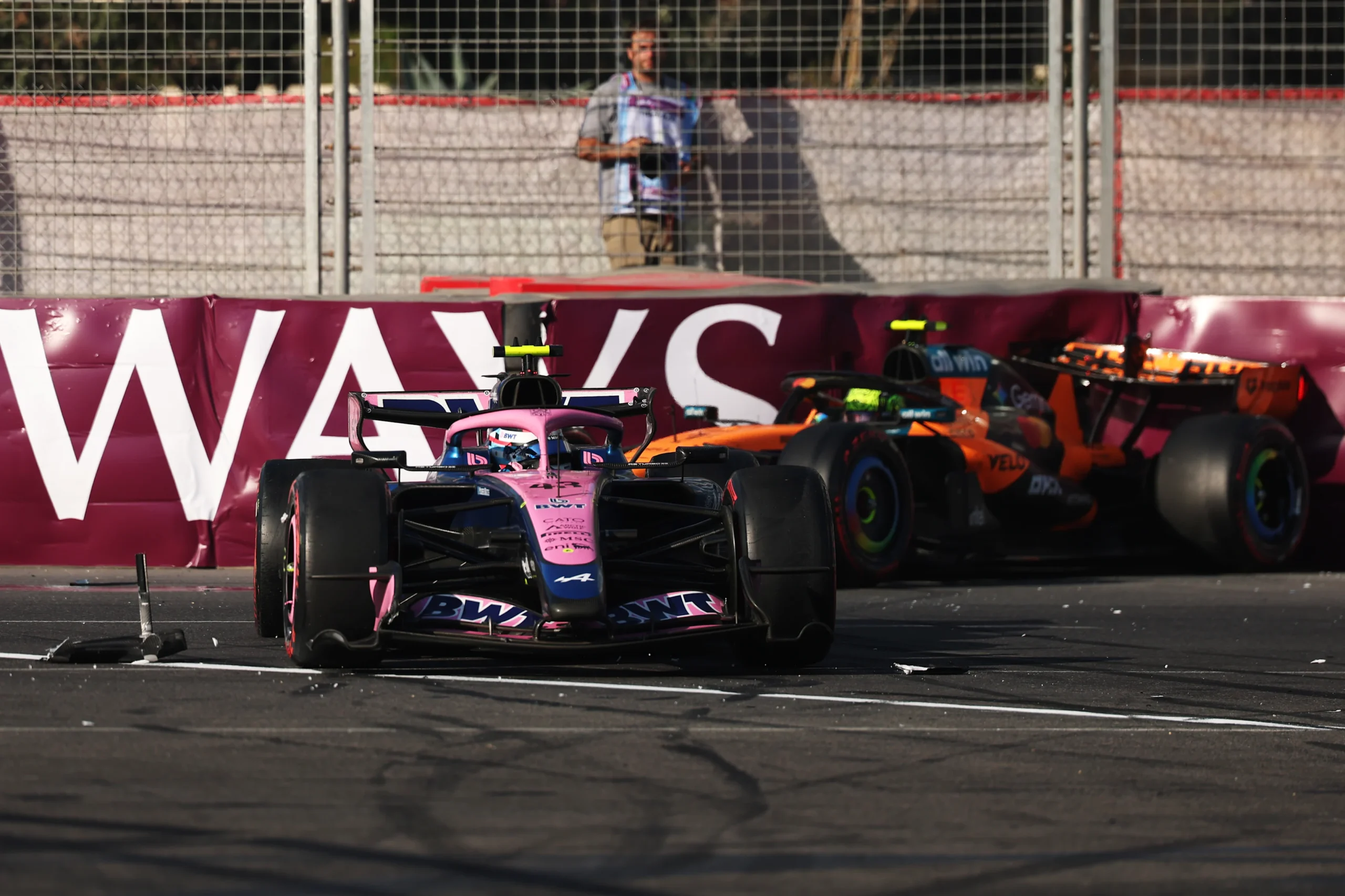 Previa: GP de Bahréin 2026 ¿Por qué se disputará en Malasia? 7 BAKÚ, AZERBAIYÁN - 26 DE SEPTIEMBRE: Franco Colapinto de Argentina conduciendo el (43) Alpine F1 A526