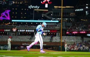 Home 21 Ronald Acuña Jr
