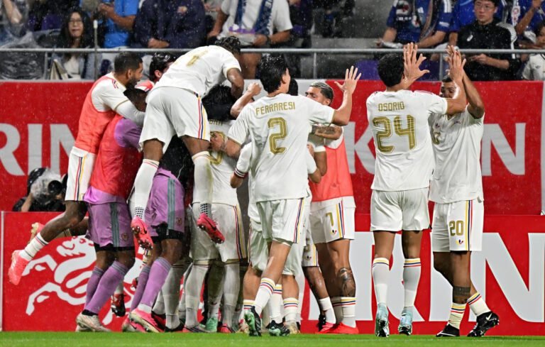 Home 28 Venezuela cayó 2-1 con Japón.