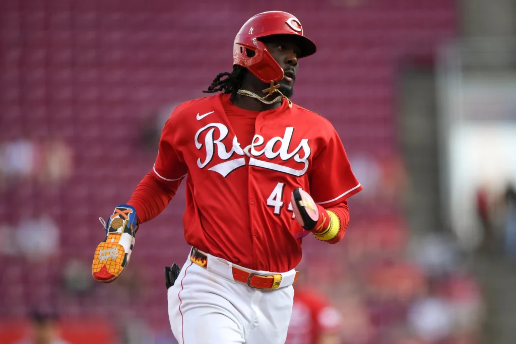 Elly De La Cruz hizo un tiro de 105.3 MPH y sorprendió a todos en Los Ángeles (+Video) 1 Elly De La Cruz ejecutó un disparo impresionante ante los DodgersA