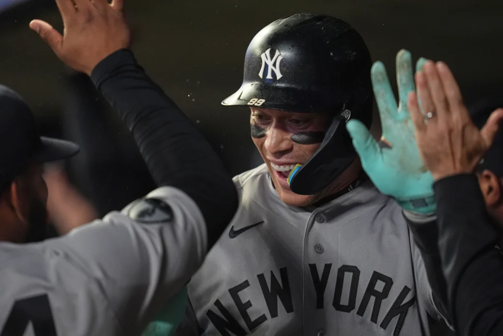 Aaron Judge da la clasificación a los Yankees con el primer jonrón desde su regreso 1 Aaron Judge le da la clasificación a los Yankees