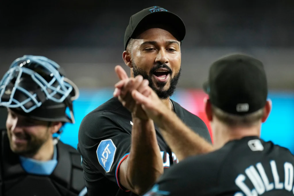 Sandy Alcántara sale a salvar el juego con los Marlins con un solo dos días de descanso 1 Sandy Alcántara