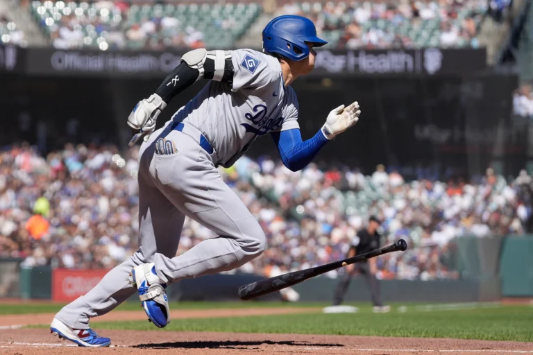 Home 29 Shohei Ohtani espera estar en la Serie Divisional