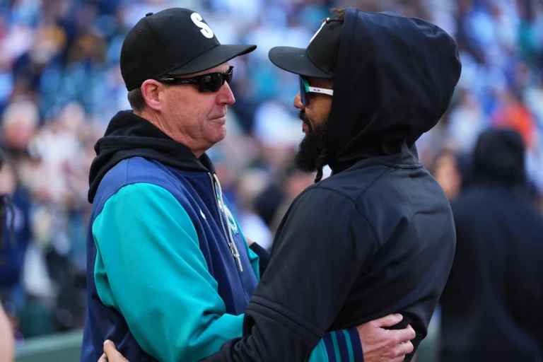 Home 31 Dan Wilson se despide como manager de Marineros de Seattle