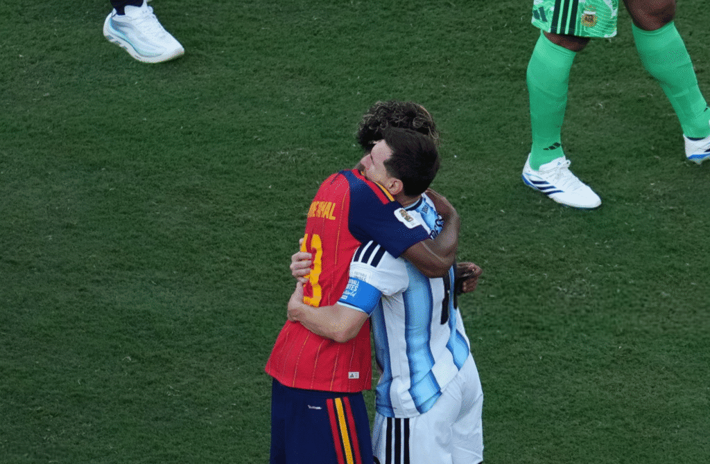 Lamine Yamal revela el motivo por el que debe ganar el Balón de Oro 4 Lamine