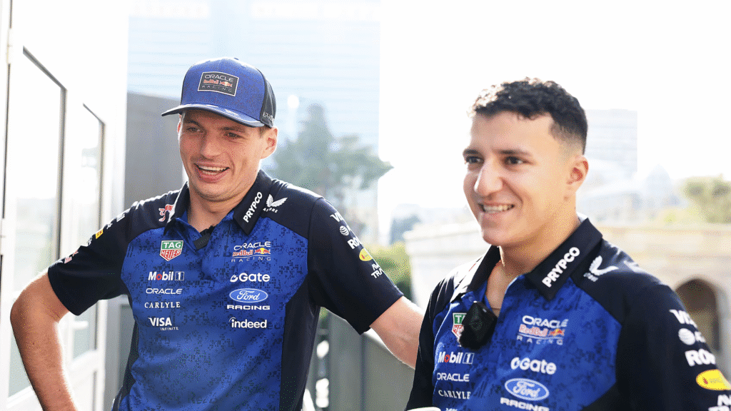 Red Bull confirma que Hadjar tiene un contrato a largo plazo en la F1 3 Hadjar