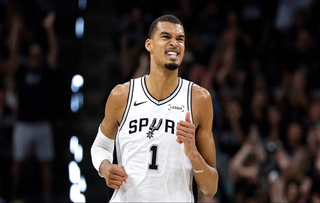 Top 8 mejores jugares para la temporada 2026/2027 en la NBA 3 Victor Wembanyama
