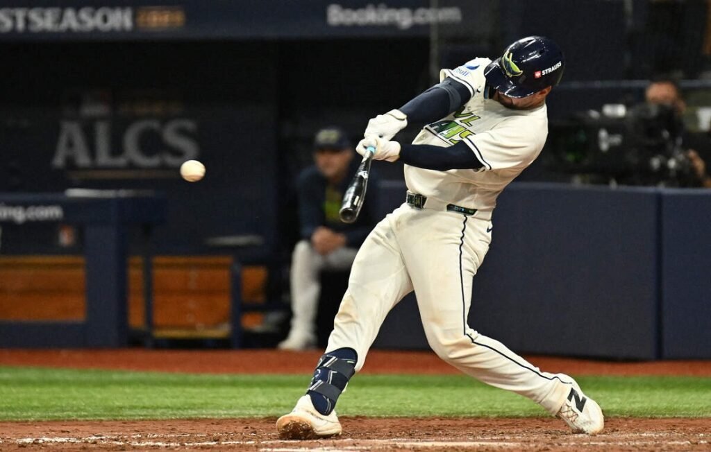 MLB: Freddy Peralta maniató a Cleveland y Tampa Bay igualó la ALSC 3 Freddy Peralta