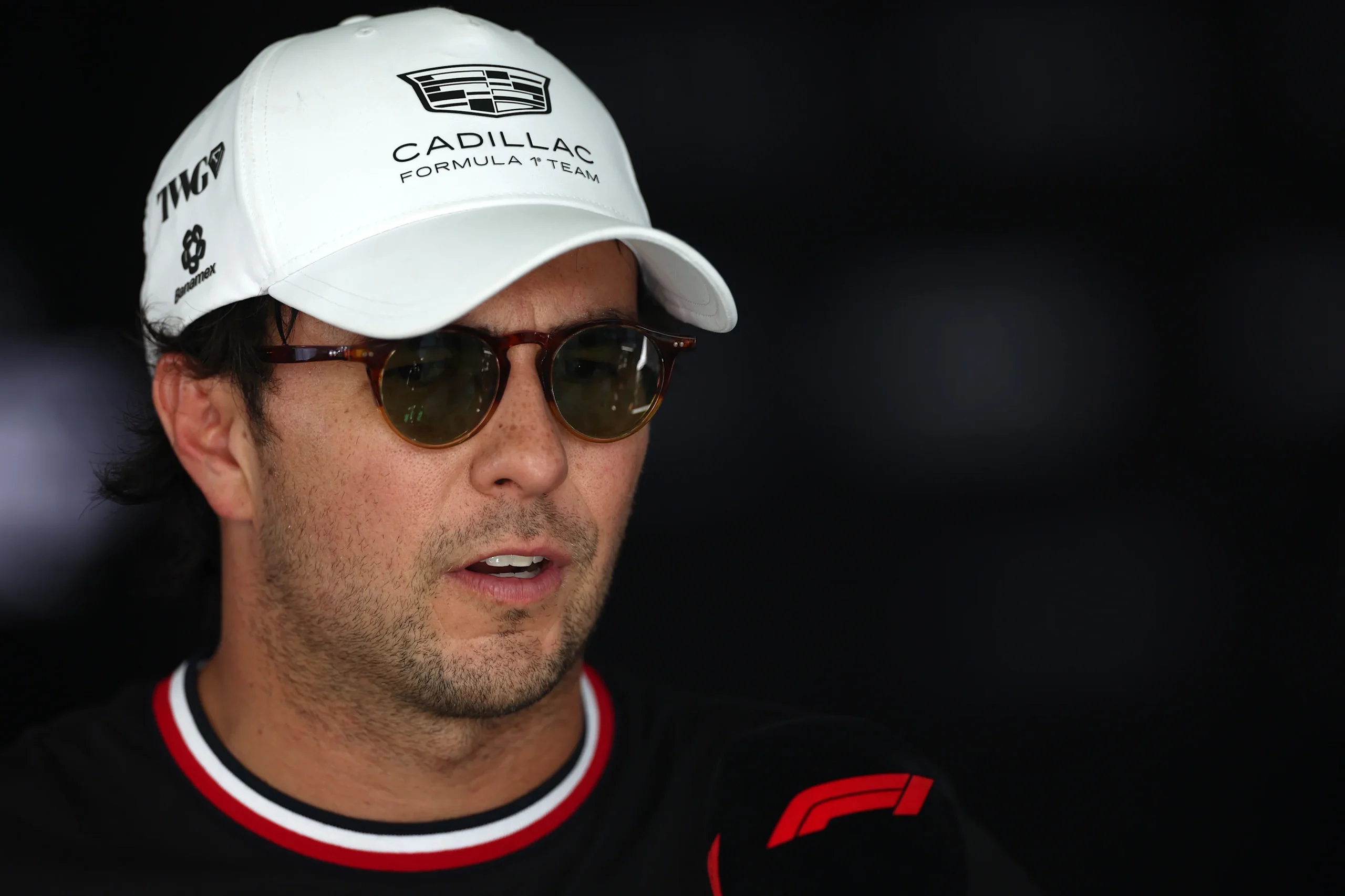 Previa: GP de México 2026 ¡Antonelli a un paso del título! 6 AUSTIN, TEXAS - 24 DE OCTUBRE: Sergio Pérez de México, clasificado en el vigésimo primer lugar, y Cadillac F1