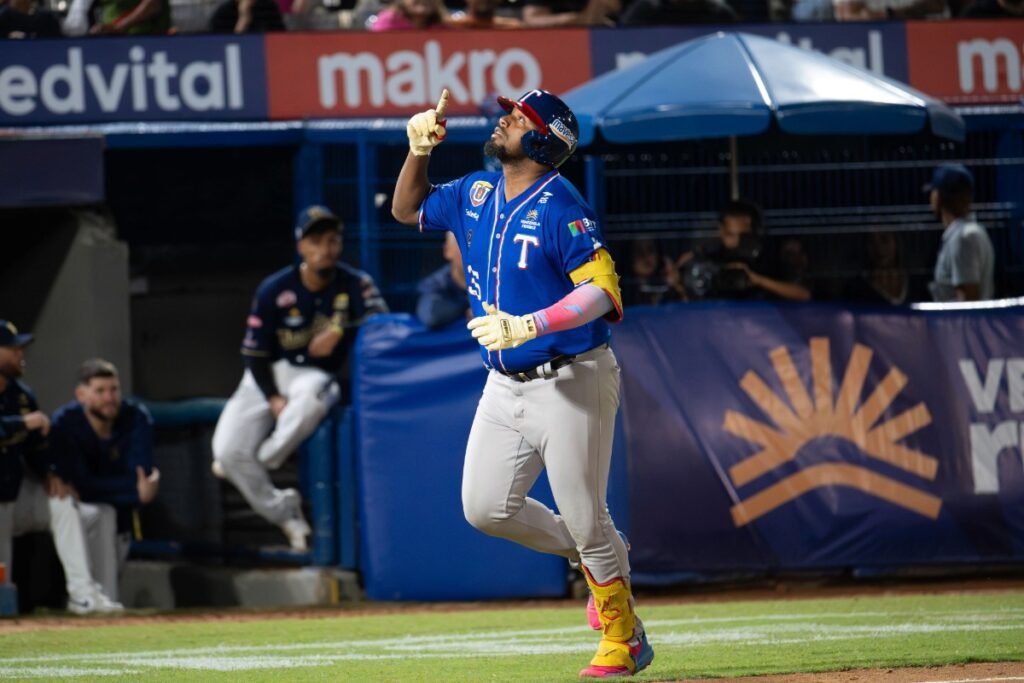 LVBP: Caribes de Anzoátegui alcanzó la cima en la clasificación 3 LVBP