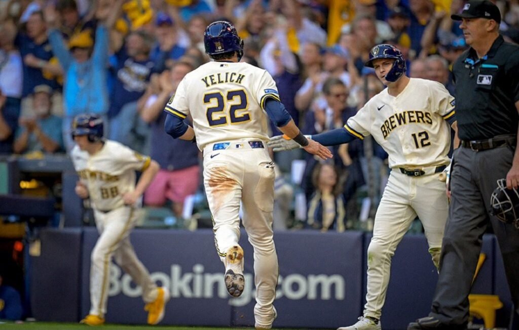 MLB: Jackson Chourio dejó en el terreno a Padres para darle a Brewers el Juego 2 2 Jackson Chourio