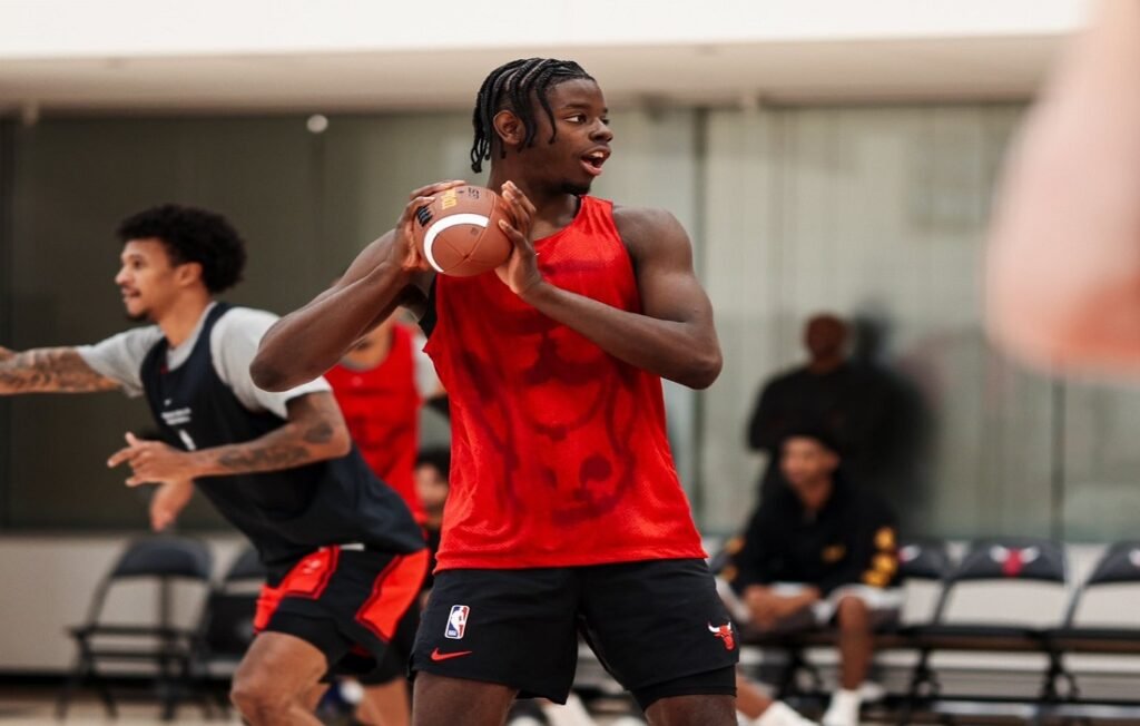 NBA: Los Bulls confían en el novato Caleb Wilson para regresar a lo más alto 1 Caleb Wilson