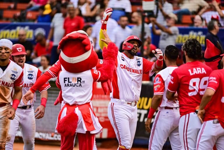 Home 29 Cardenales de Lara lidera la LVBP tras dos semanas