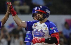 Home 19 Tiburones