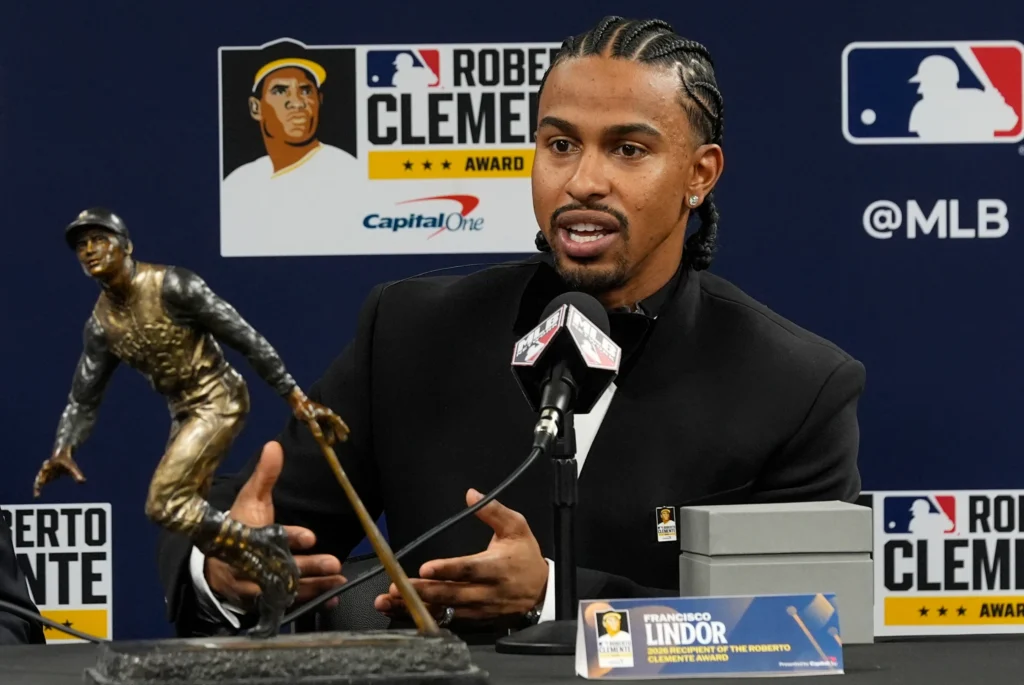 Francisco Lindor gana el premio Roberto Clemente: ¿De qué se trata? 1 Francisco Lindor gana el premio Roberto Clemente