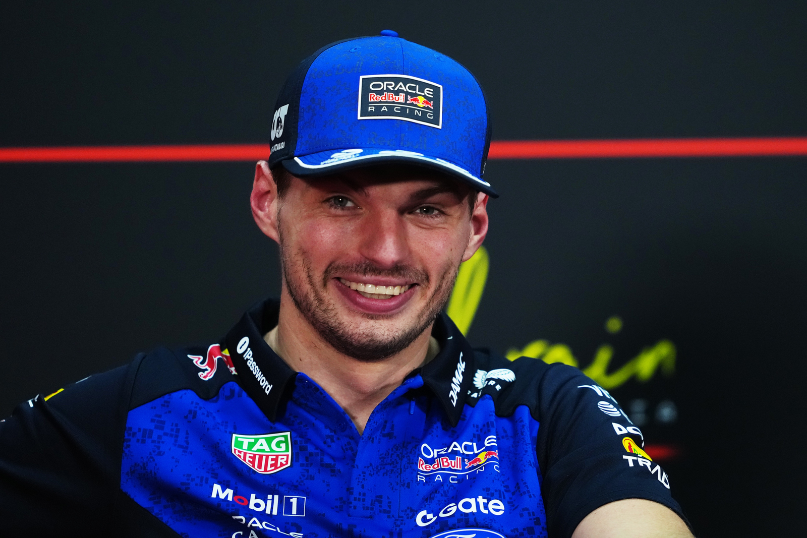 Max Verstappen logra su primera pole del año en el GP de Bahréin en Malasia 2 image 10